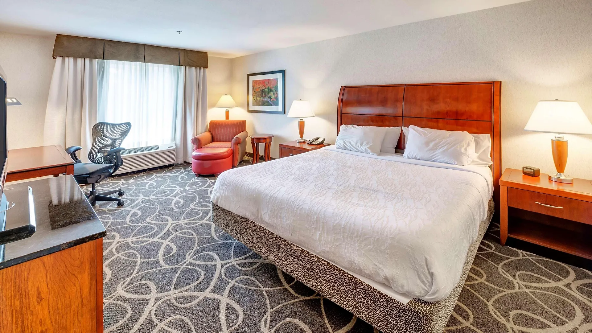 Hilton Garden Inn Portland Airport 3*,